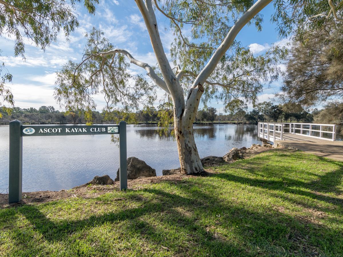 Ascot On Swan Bed & Breakfast Perth Exterior photo